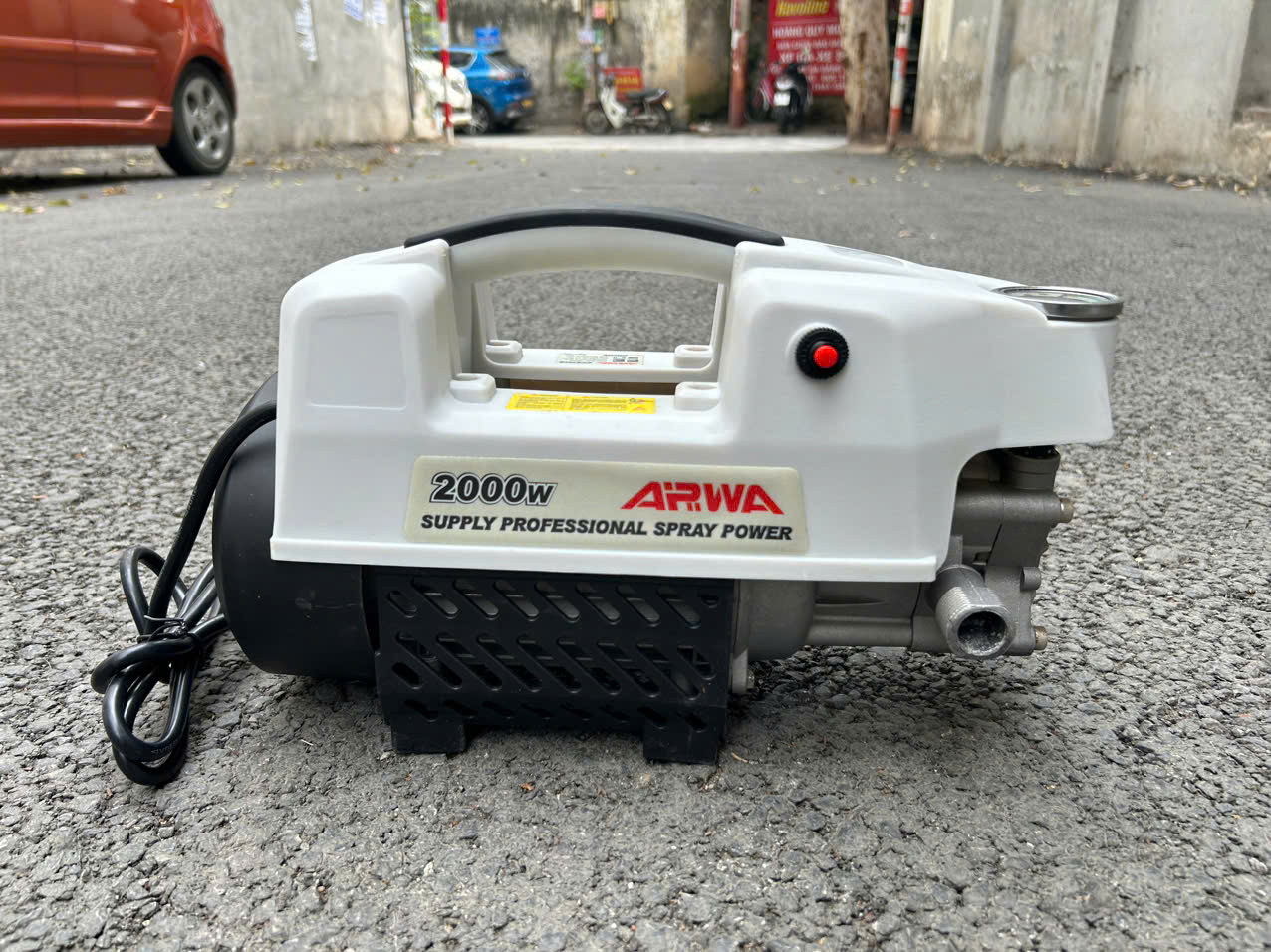 Máy rửa xe 2000W ARWA AW-6625 - Hàng chính hãng