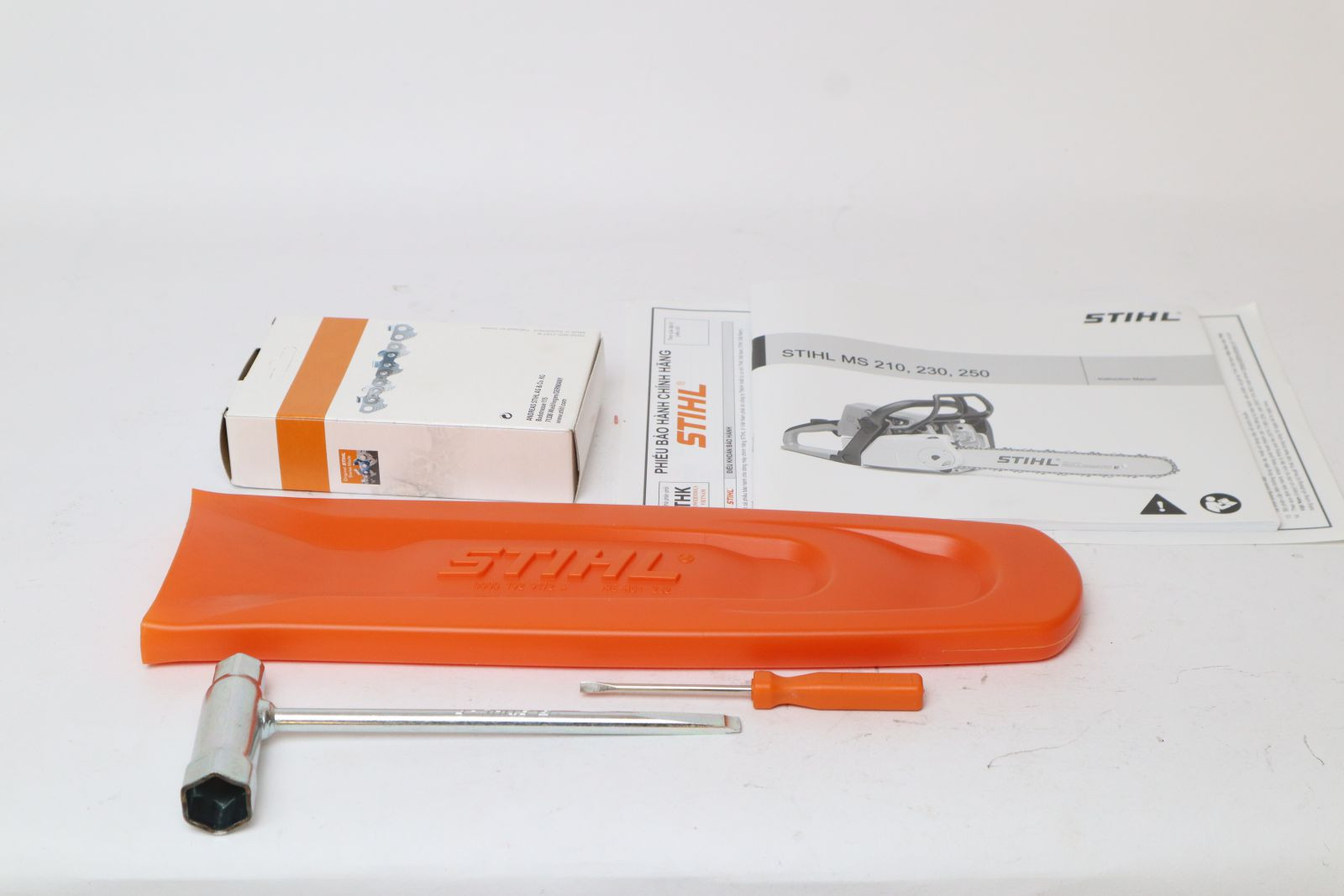 Máy cưa xích STIHL MS-250 18