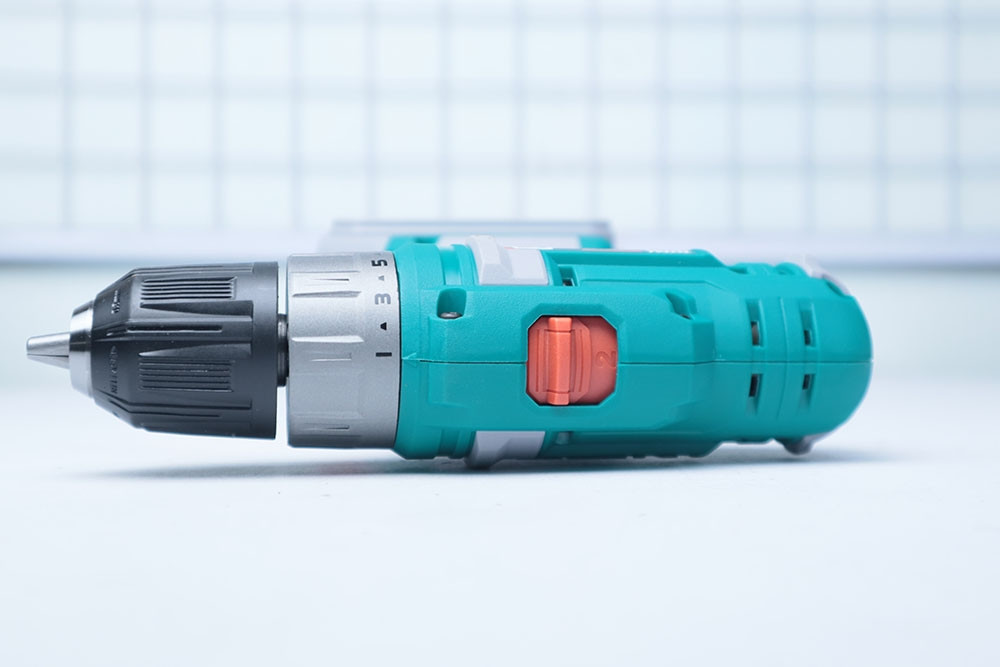 Máy Khoan Dùng Pin Lithium-ion 20V Total TDLI20051